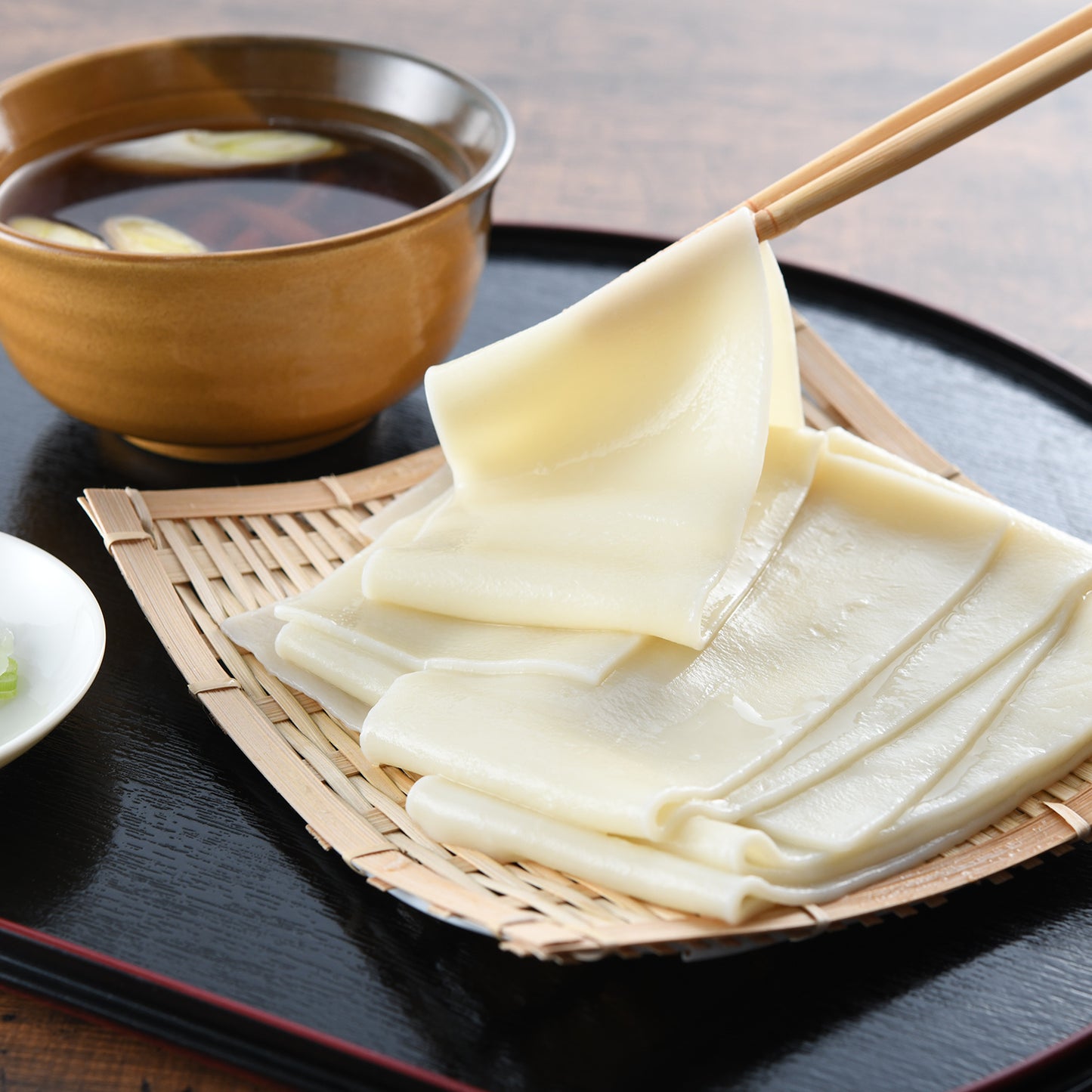 極広ひもかわ まえばし赤城うどん(生) 2人前